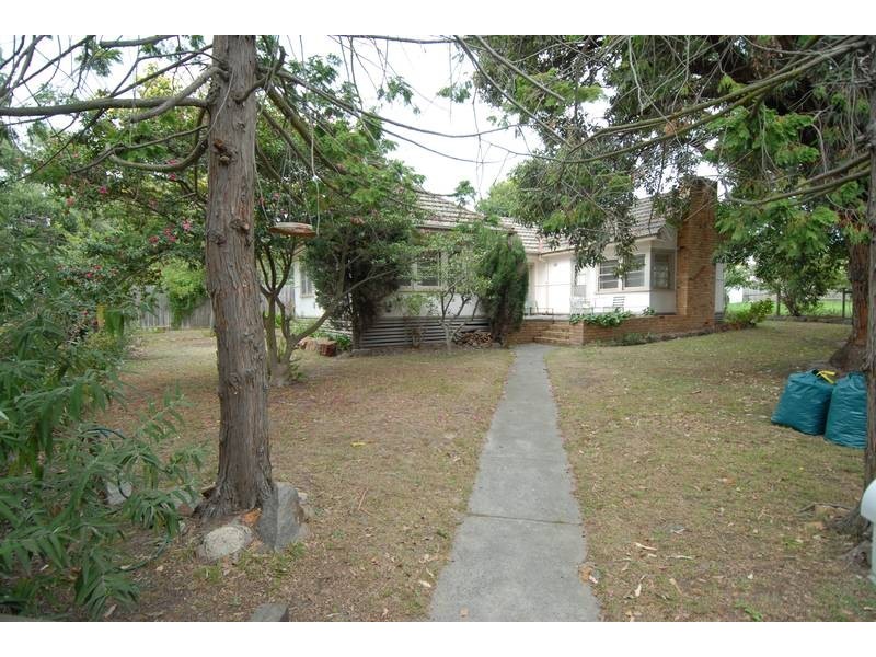 26 Parkmore Road, Rosebud VIC 3939