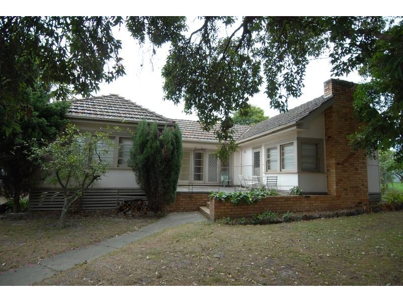 26 Parkmore Road, Rosebud VIC 3939