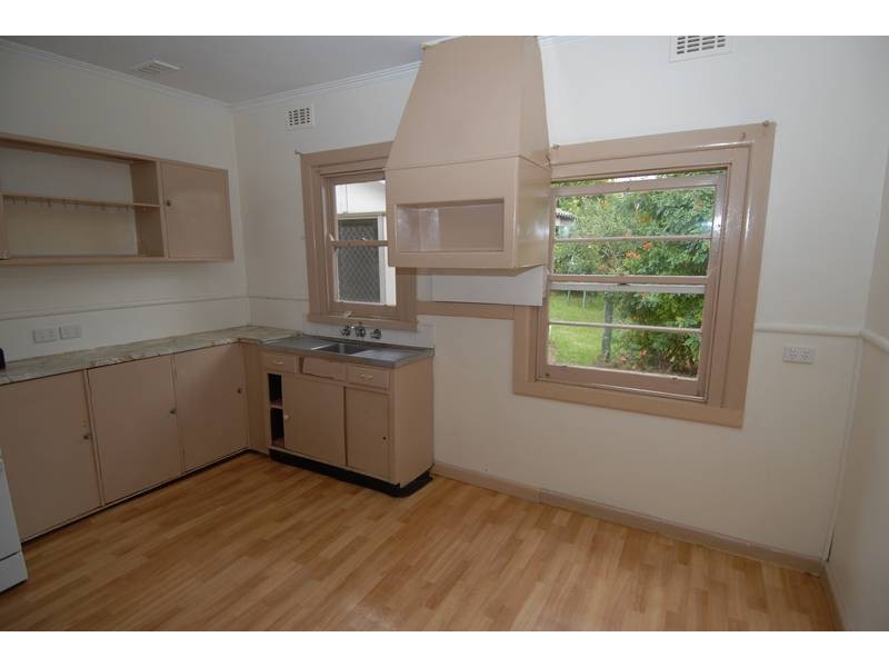 26 Parkmore Road, Rosebud VIC 3939