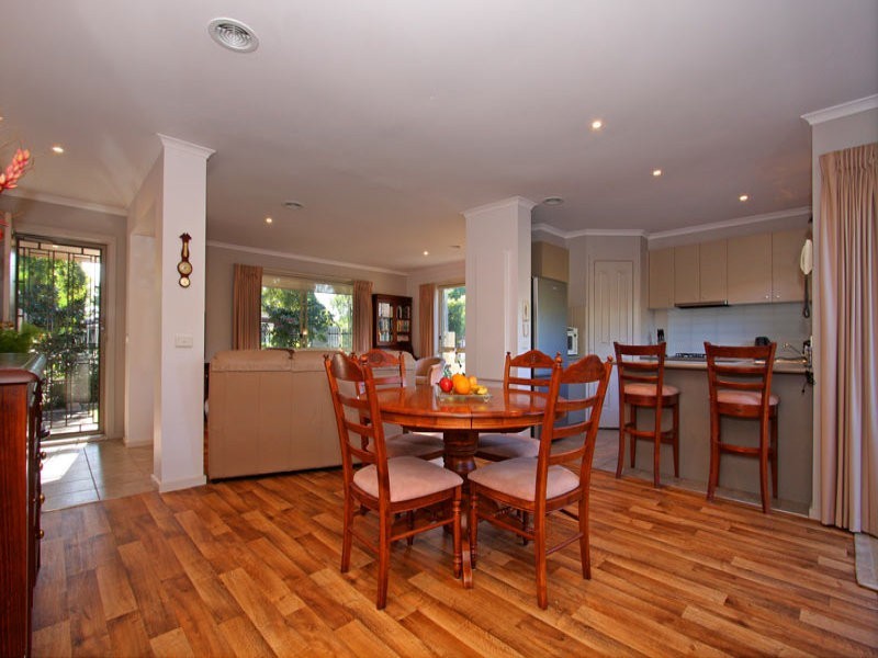 2/5 Martin Street, Rosebud VIC 3939