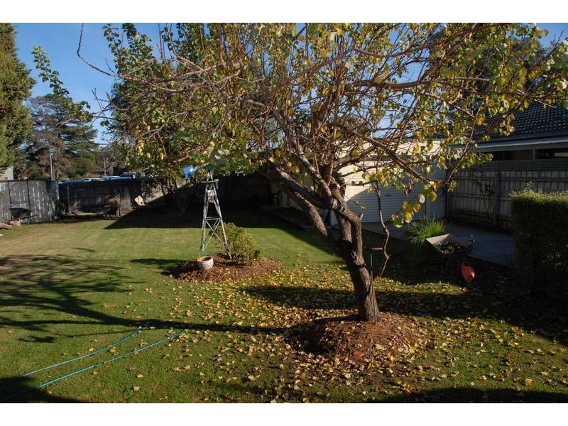 28 Whitehead Grove, Rosebud VIC 3939