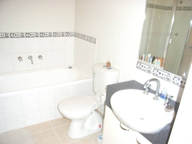 2/50 Austin Avenue, Rosebud VIC 3939