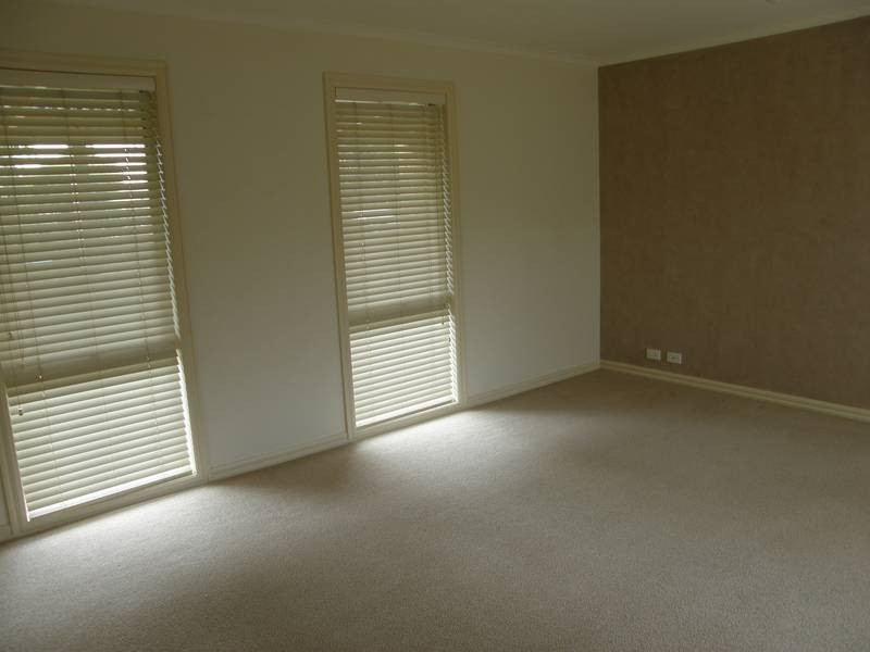 165 First Avenue, Rosebud VIC 3939