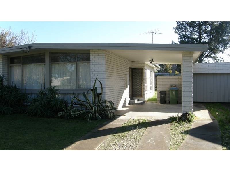 6 Johnson Street, Rosebud West VIC 3940