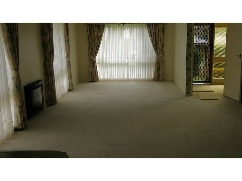 43 Second Avenue, Rosebud VIC 3939