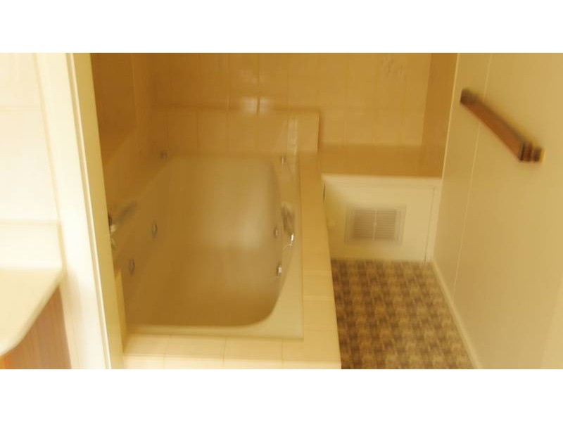 43 Second Avenue, Rosebud VIC 3939