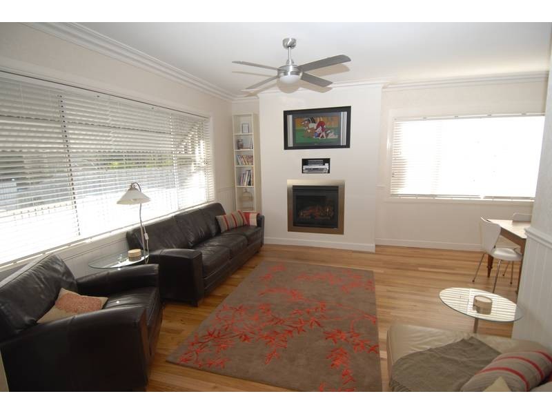 9 Florence Avenue, Rosebud West VIC 3940
