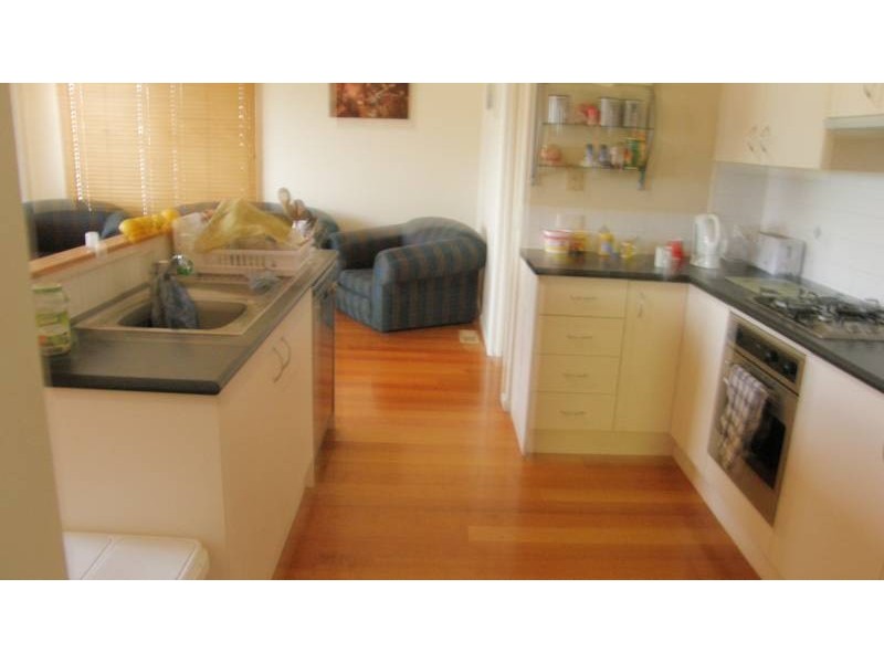 1A Moorfield Avenue, Rosebud VIC 3939