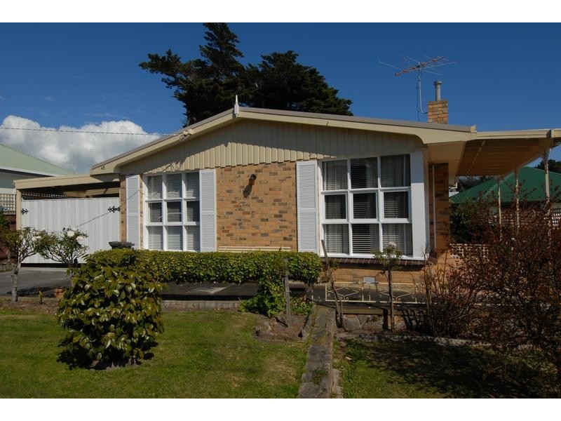 68 Foam Street, Rosebud VIC 3939