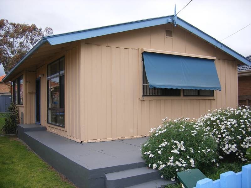 123 First Avenue, Rosebud VIC 3939