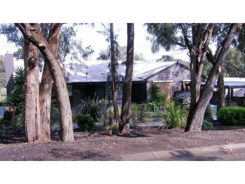 20 Carrathool Avenue, Rosebud VIC 3939