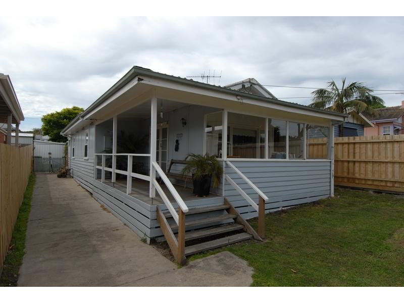 55 Fourth Avenue, Rosebud VIC 3939