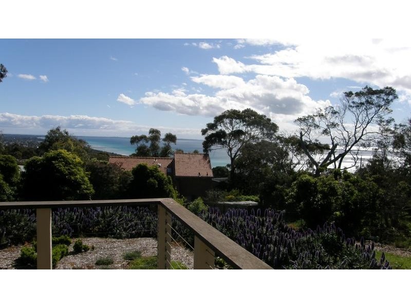 2 Alexander Parade, Mccrae VIC 3938