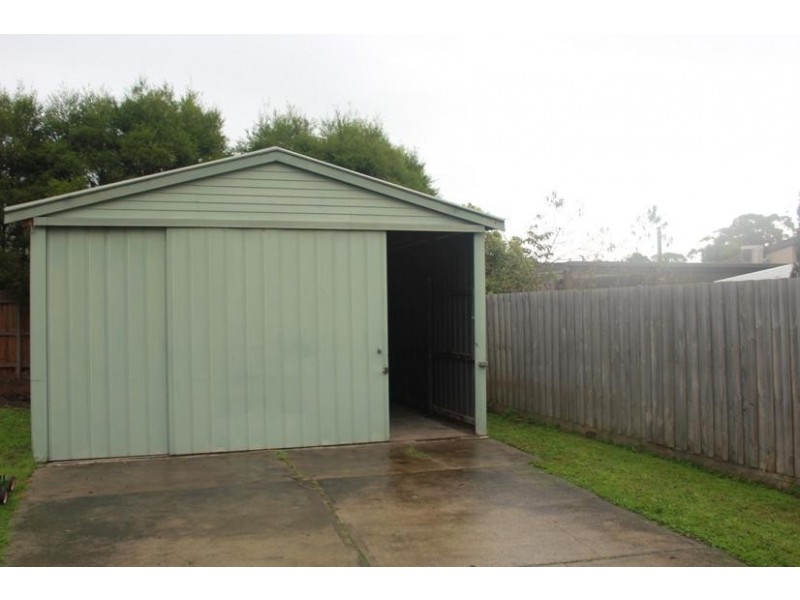 24 Wyuna Street, Rosebud West VIC 3940