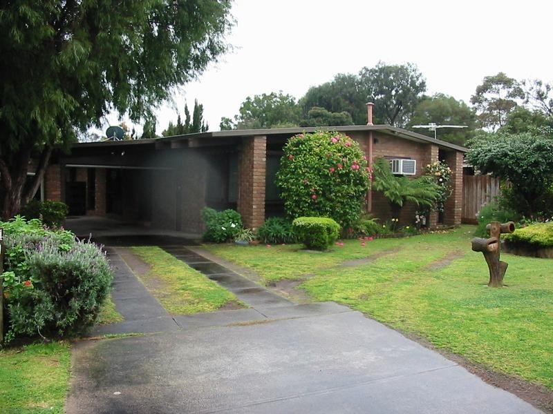64 Ashenden Square, Rosebud VIC 3939