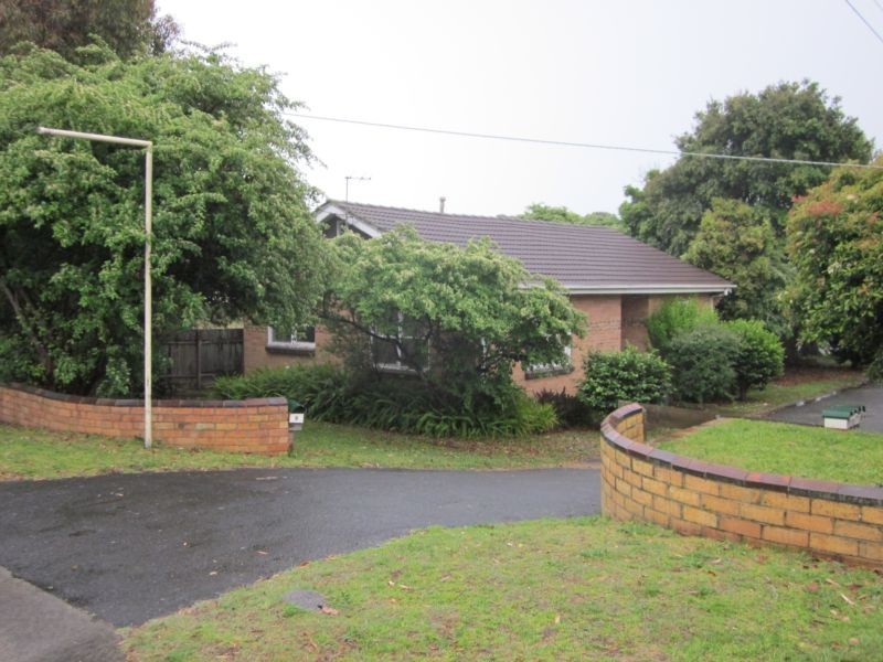 8 McCombe Street, Rosebud VIC 3939