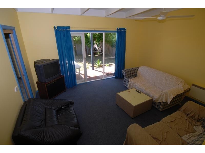 19 Second Avenue, Rosebud VIC 3939