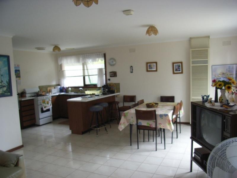 46 Elizabeth Avenue, Rosebud West VIC 3940