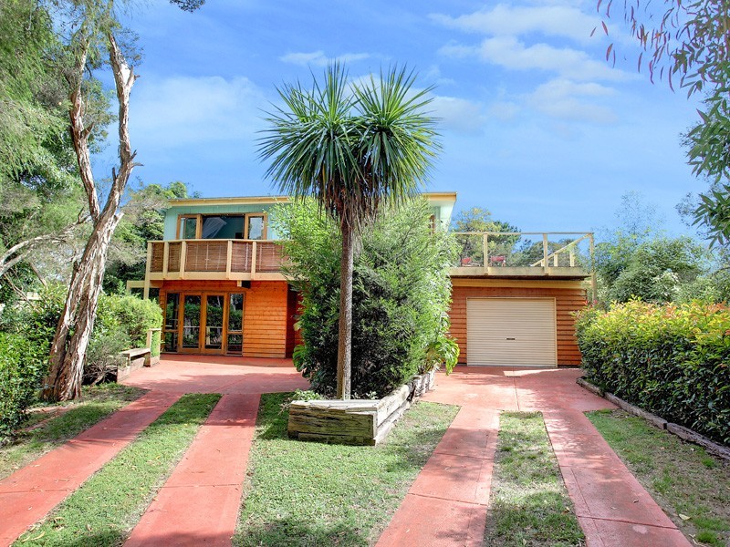 17 Iluka Street, Safety Beach VIC 3936