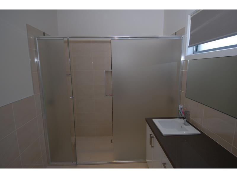 2/45 The Avenue, Mccrae VIC 3938