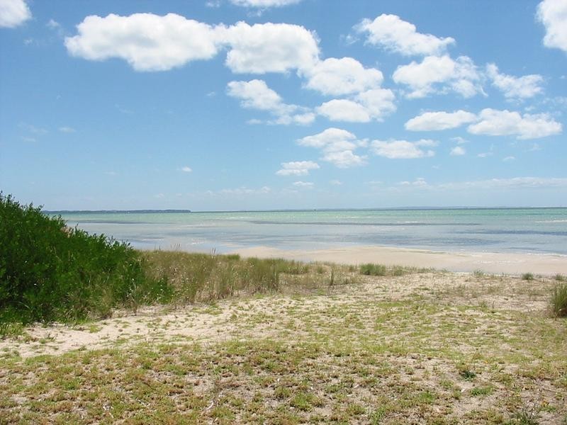 47 Capel Foreshore, Rosebud West VIC 3940