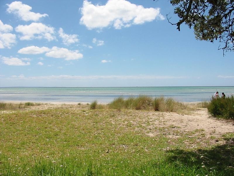 47 Capel Foreshore, Rosebud West VIC 3940