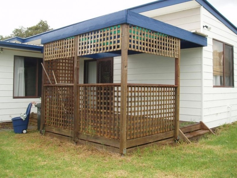 26 Chatfield Avenue, Rosebud West VIC 3940