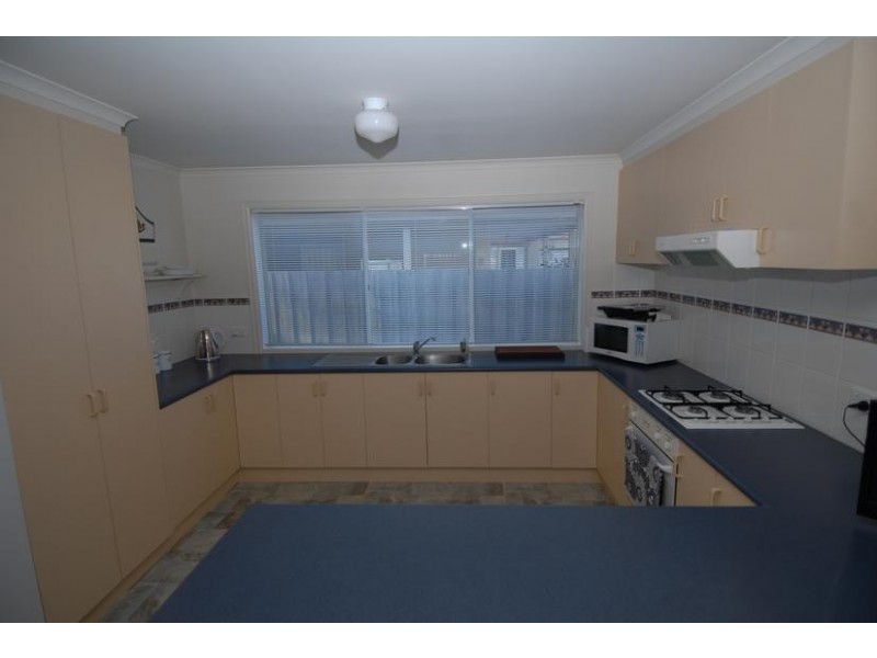 9 Sanctuary Park Drive, Rosebud West VIC 3940