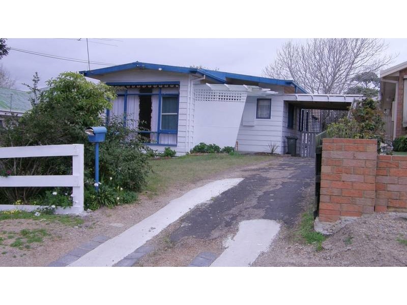 78 Seventh Avenue, Rosebud VIC 3939