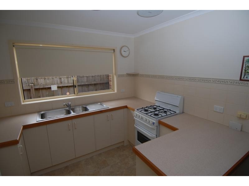 145 Third Avenue, Rosebud VIC 3939