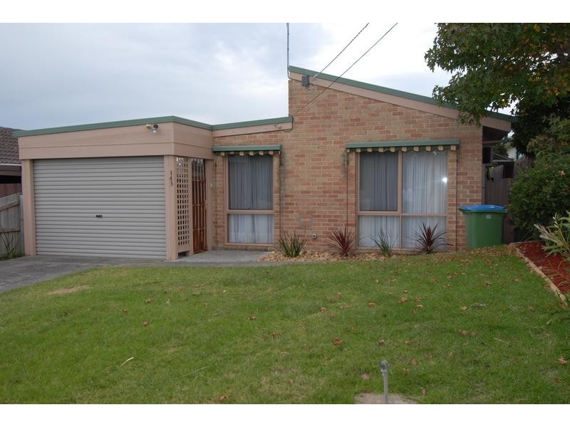 143 First Avenue, Rosebud VIC 3939