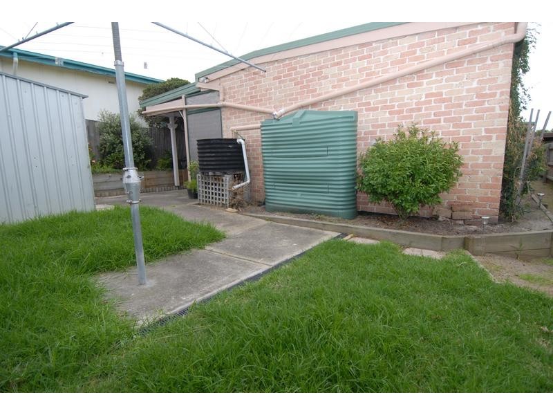 143 First Avenue, Rosebud VIC 3939