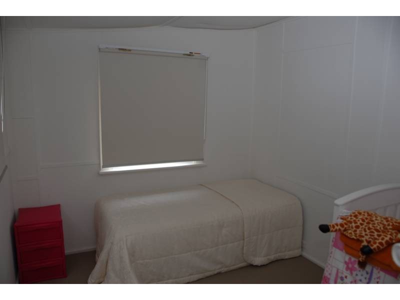 4 Madura Street, Rosebud VIC 3939