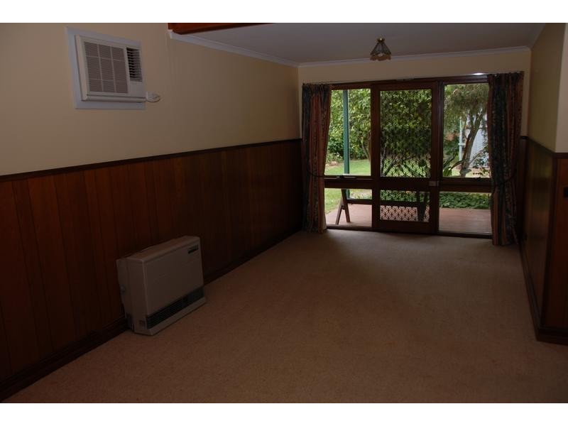 6 Madura Street, Rosebud VIC 3939