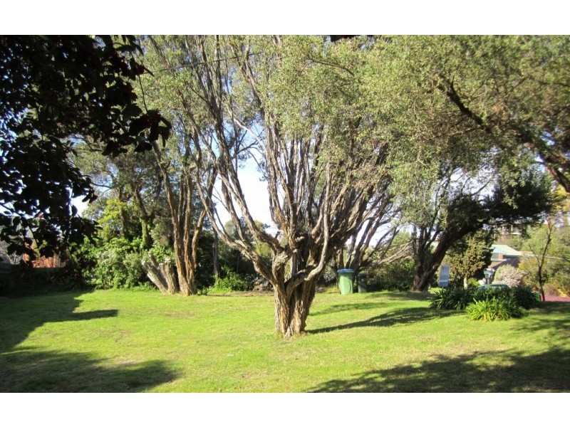 1 Strathmore Street, Rye VIC 3941