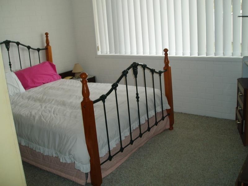 35 Chatfield Avenue, Rosebud West VIC 3940