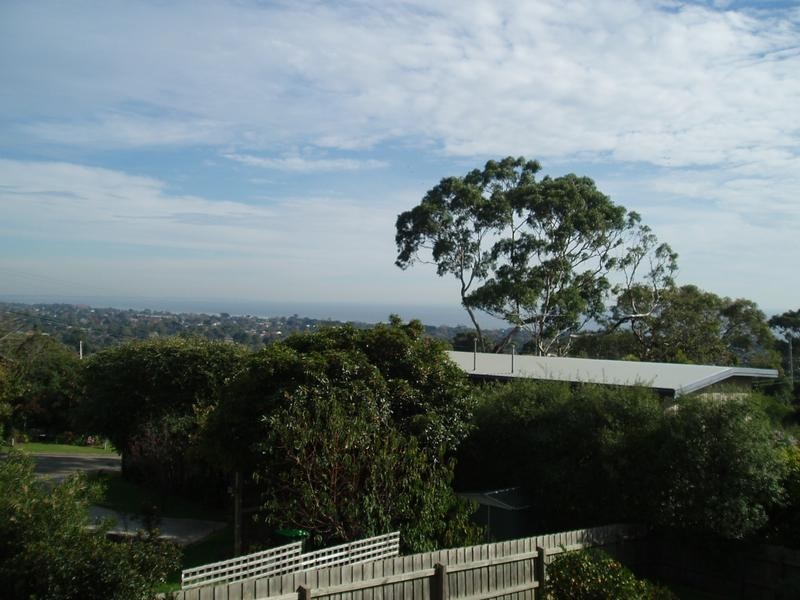 34 Bass Street, Mccrae VIC 3938