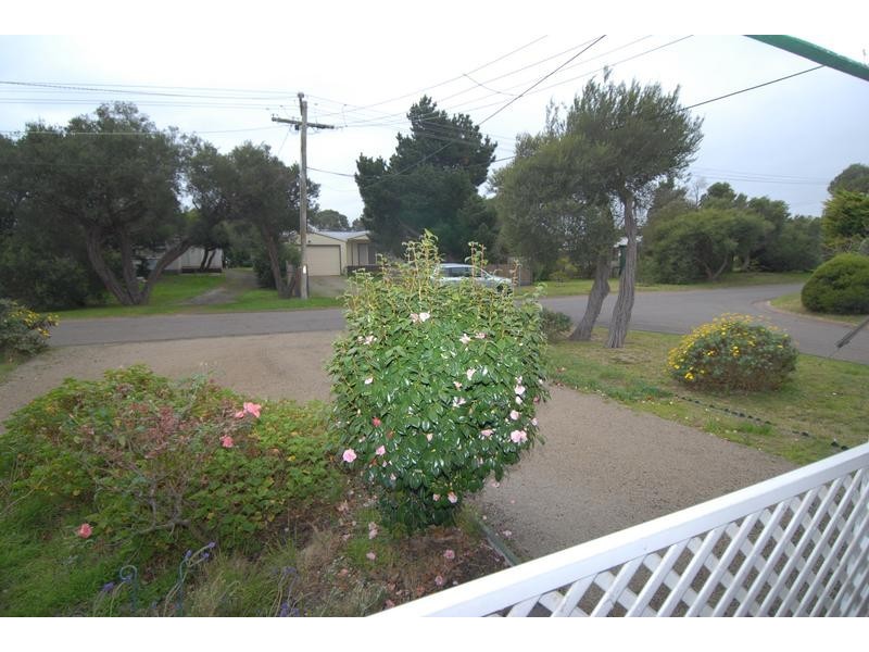 13 Clematis Avenue, Rosebud West VIC 3940