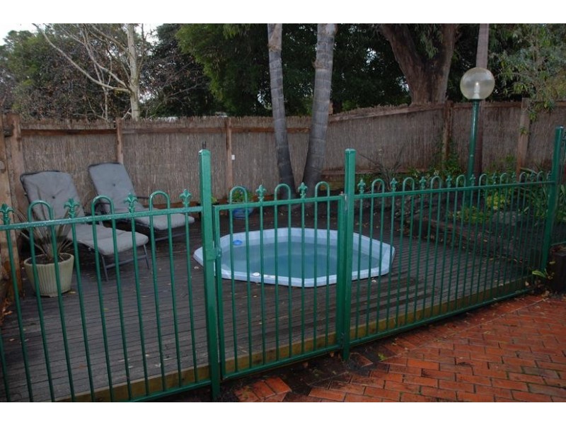 10 Parattah Court, Rosebud VIC 3939