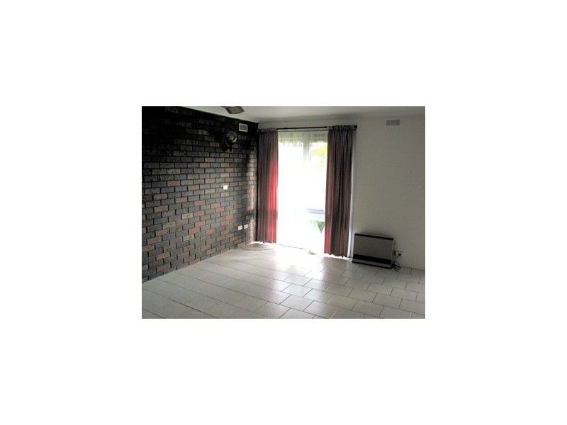 73 Fourth Avenue, Rosebud VIC 3939