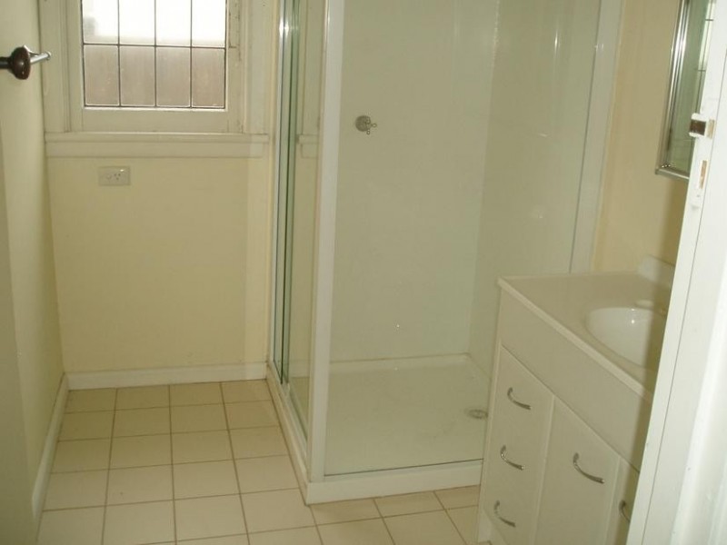 1/2 Madura Street, Rosebud VIC 3939