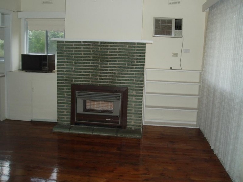 1/2 Madura Street, Rosebud VIC 3939