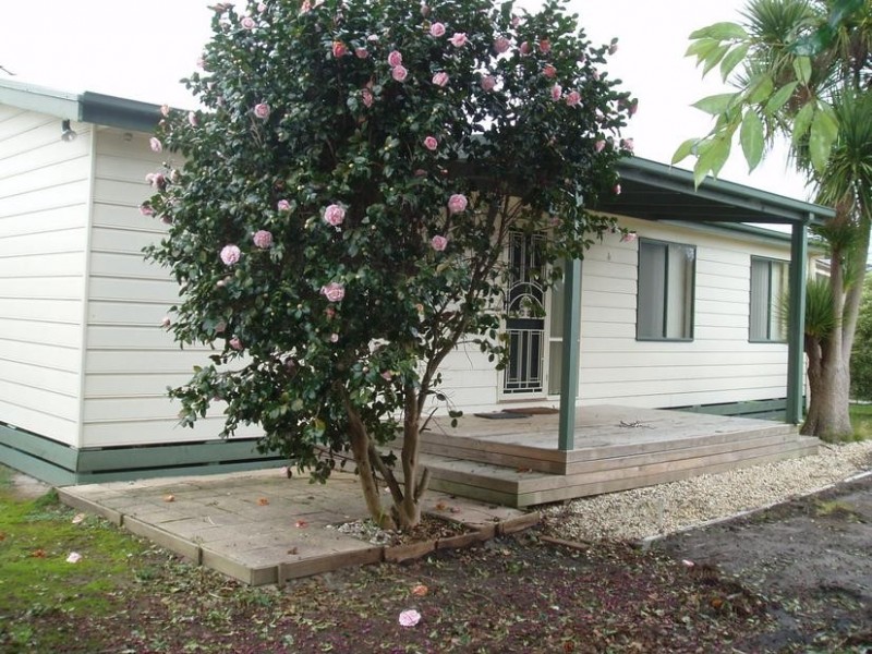 2/2 Madura Street, Rosebud VIC 3939