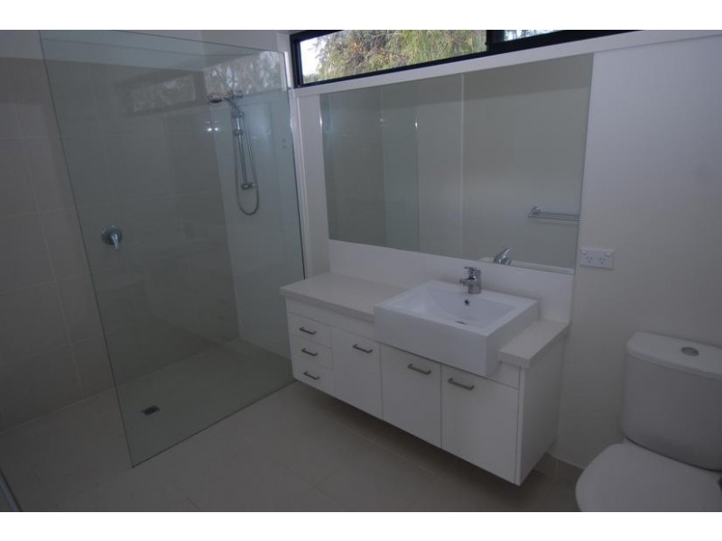 4/183 Eastbourne Road, Rosebud VIC 3939