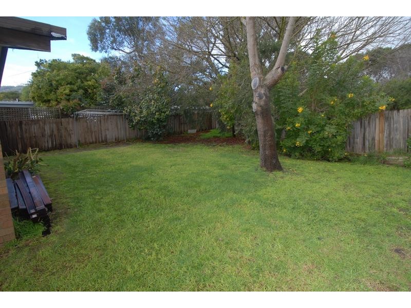 73 Woonton Crescent, Rosebud VIC 3939