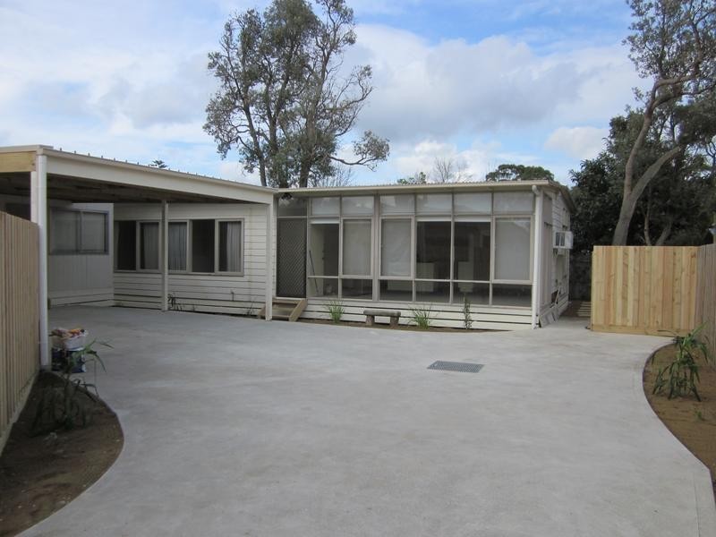 25B Grenville Grove, Rosebud West VIC 3940