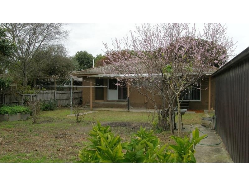 10 Kolinda Crescent, Rosebud West VIC 3940