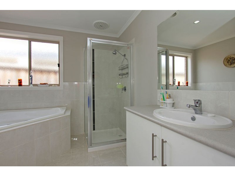 47 Parkedge Circuit, Rosebud VIC 3939