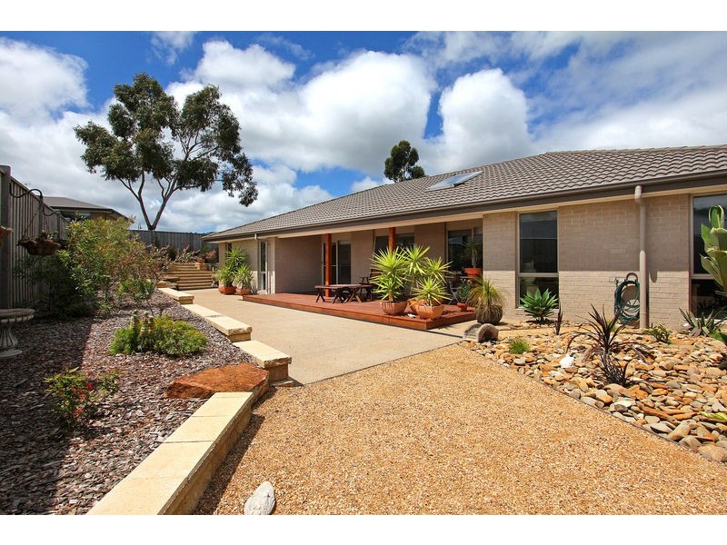 47 Parkedge Circuit, Rosebud VIC 3939