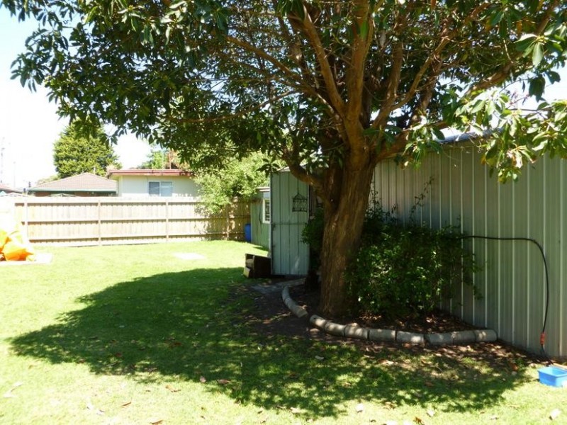 27 Walpole Avenue, Rosebud VIC 3939